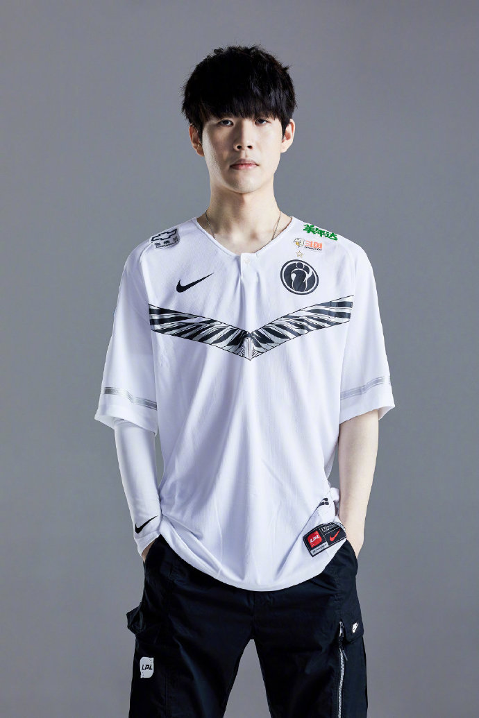 ScreaM采访：s1mple让我印象最深 未来可能回归CS